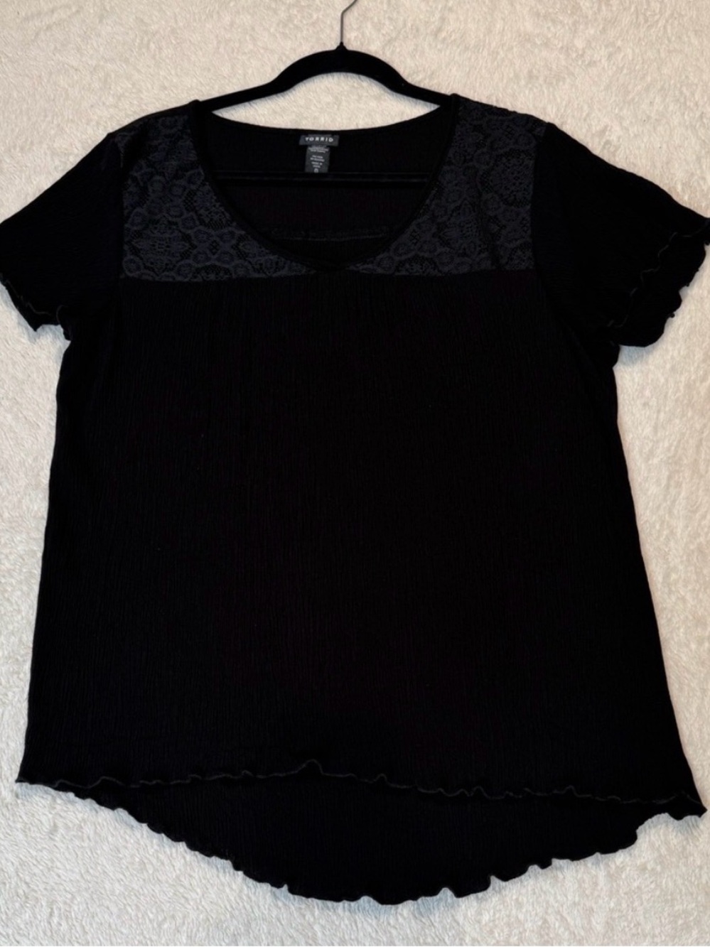 Torrid Short Sleeves Lace Detail Top Size 0 (Large/12) Black